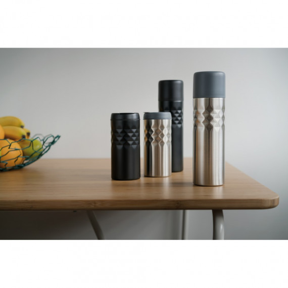 Metalowy kubek termiczny 300ml w srebrnym kolorze